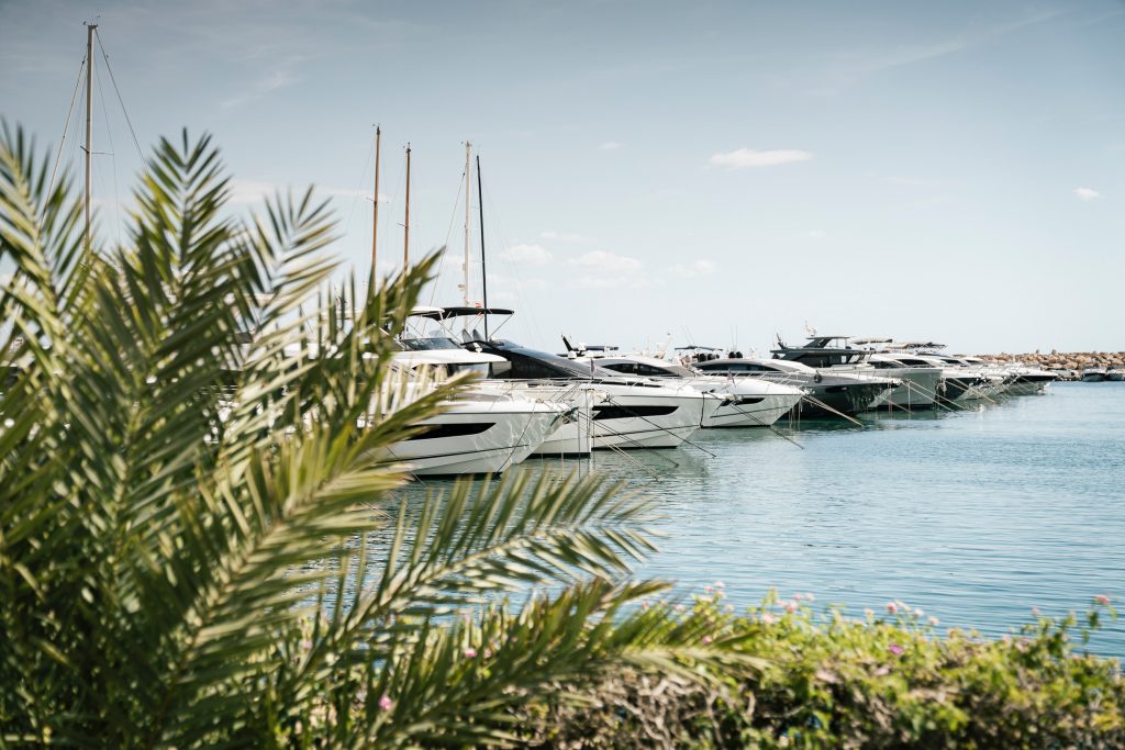 Mallorca Drive 2023 – exklusive Sportwagentour über die gesamte Insel mit Ferrari, Lamborghini, Porsche und McLaren. Cruisefire Event für Unternehmer mit Supercars.