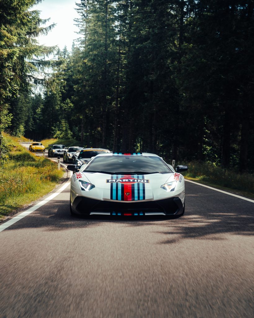 Concorso di Bavaria 2025 – exklusives Sportwagentreffen in München, Deutschland mit Ferrari, Lamborghini, McLaren und Porsche. Veranstaltet von Cruisefire mit HK Engineering und Ausstellung bei Schloss Hohenkammer.