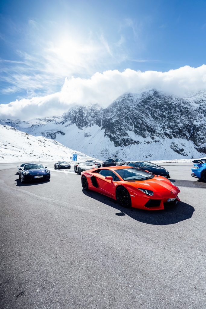 Cruisefire Anniversary Drive 2025 – exklusive Sportwagentour für Unternehmer mit Ferrari, Lamborghini, Porsche und McLaren. Route von München über Gardasee, Côte d’Azur, Piemont bis in die Pyrenäen.