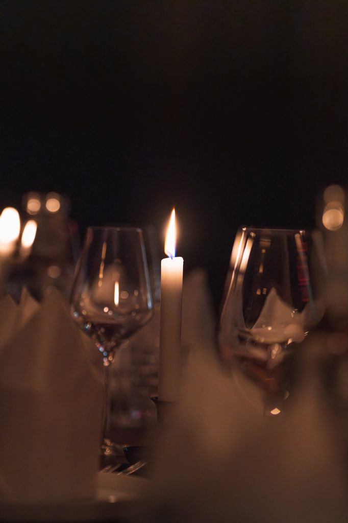 Dine & Drive 2025 – exklusives Unternehmer-Dinner in der Burger & Lobster Bank München mit Sportwagen und Networking.