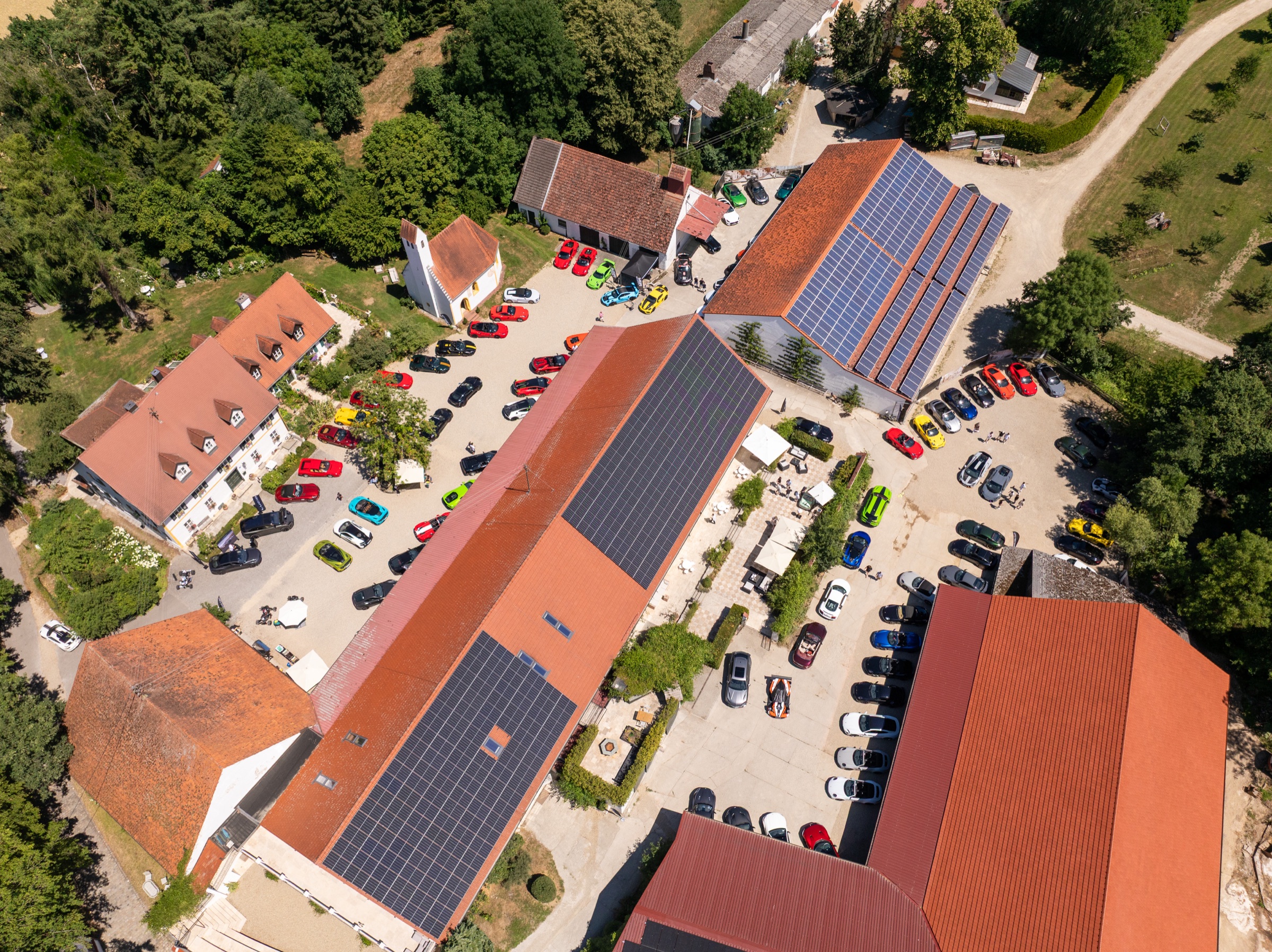 Aerial view of Concorso di Bavaria 2026 at Hofgut Sickertshofen