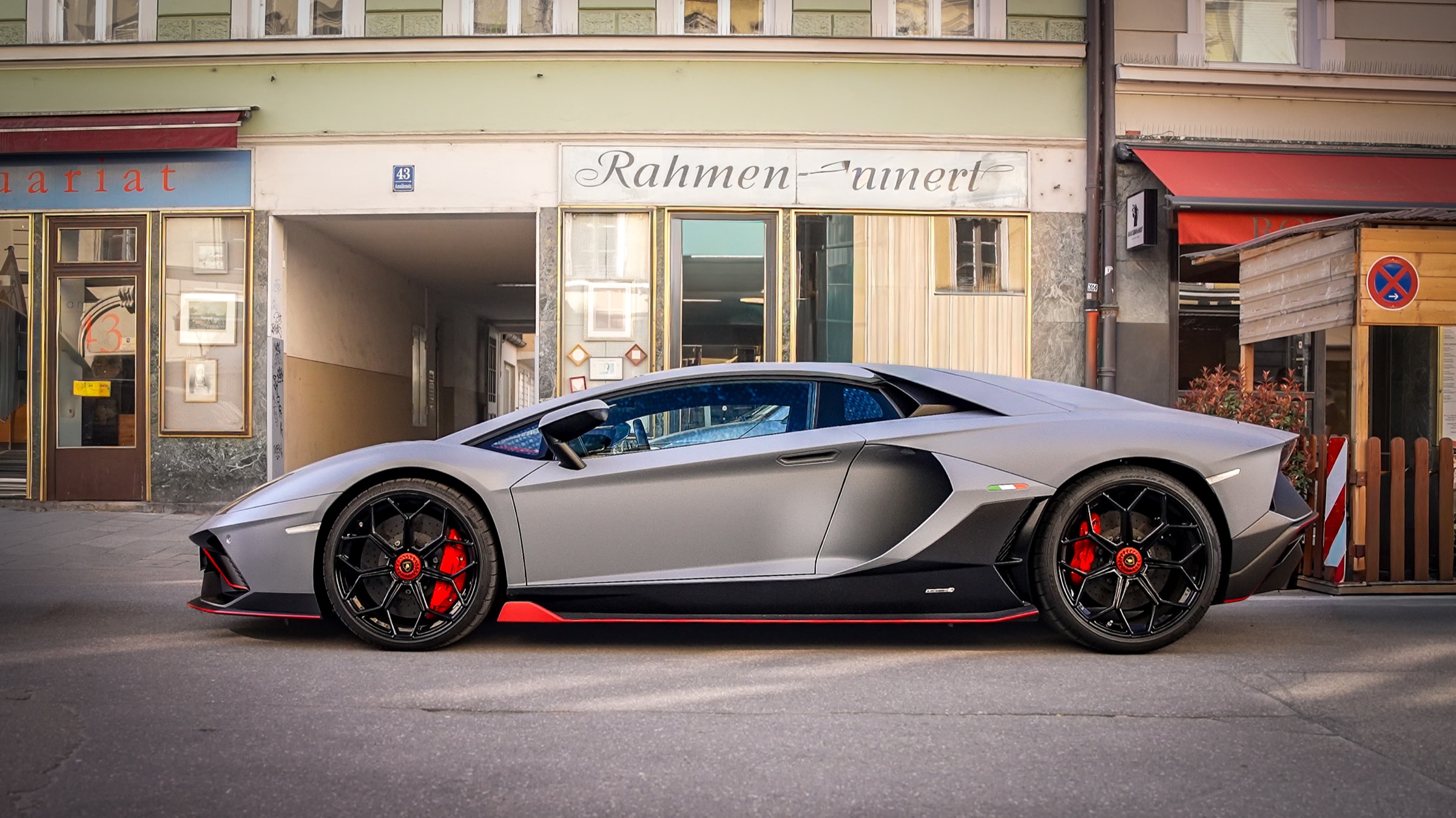 Lamborghini bei der Ankunft zum Cruisefire Dine & Drive München