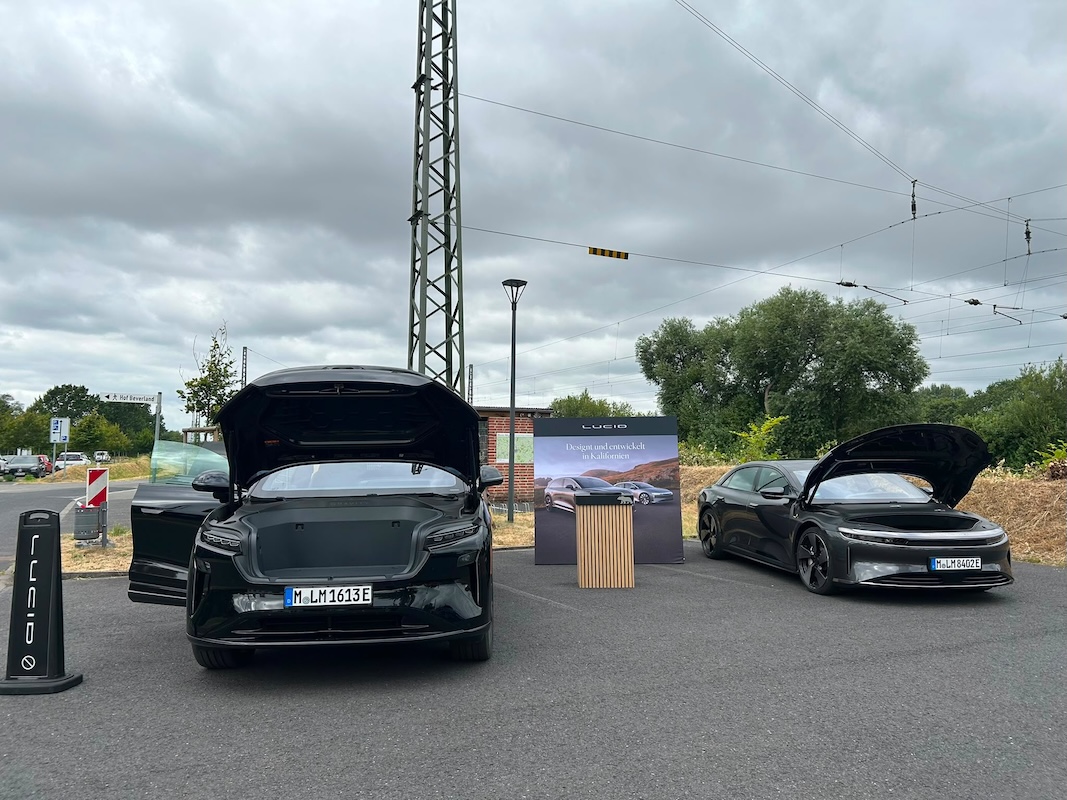 Lucid Air und Lucid Gravity beim White-Label-Test-Drive-Setup der Deutschlandkampagne 2026