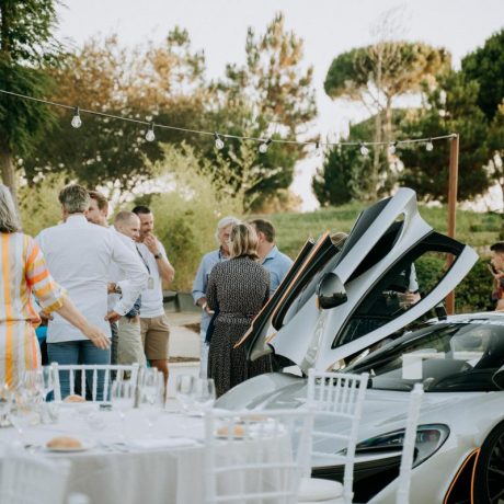 Ultimate Drive 2021 – Sportwagentour Bodensee bis Costa Brava Ultimate Drive 2021 – exklusive Sportwagentour von Cruisefire. Start bei PAMO am Bodensee, Route über den Mont Blanc nach Monaco ins Fairmont Hotel, weiter nach Saint-Tropez ins Hotel Sezz und Finale an der Costa Brava mit Ferrari, Lamborghini, Porsche und McLaren.